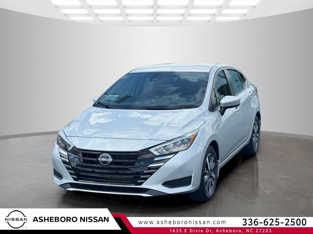 2025 Nissan Versa 1.6 SV CVT's photo