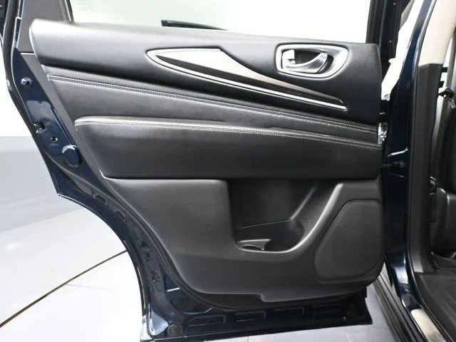 Used 2020 Blue INFINITI LUXE image 37