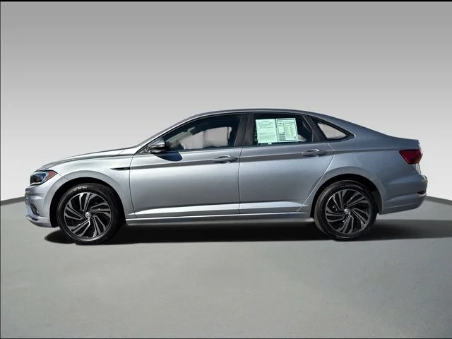 Used 2019 Gray Volkswagen SEL Premium image 3
