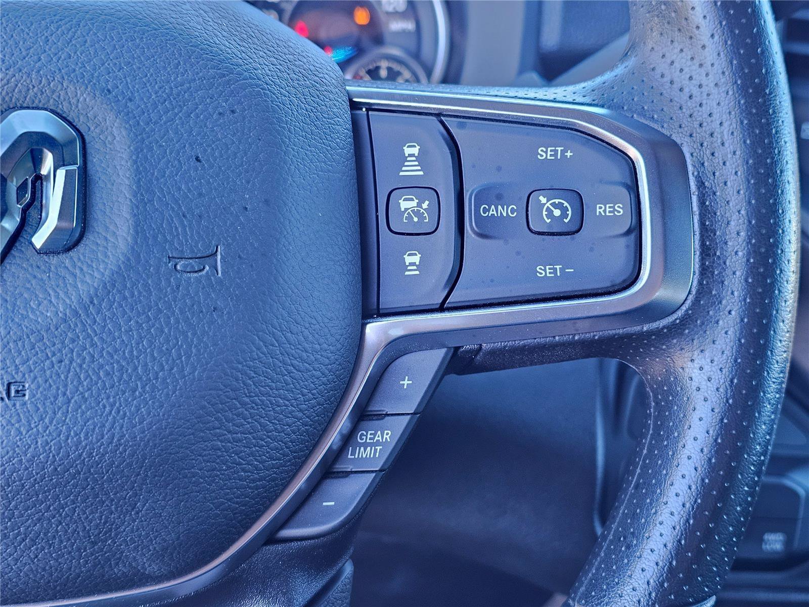 2025 RAM 2500 Tradesman - Photo 21