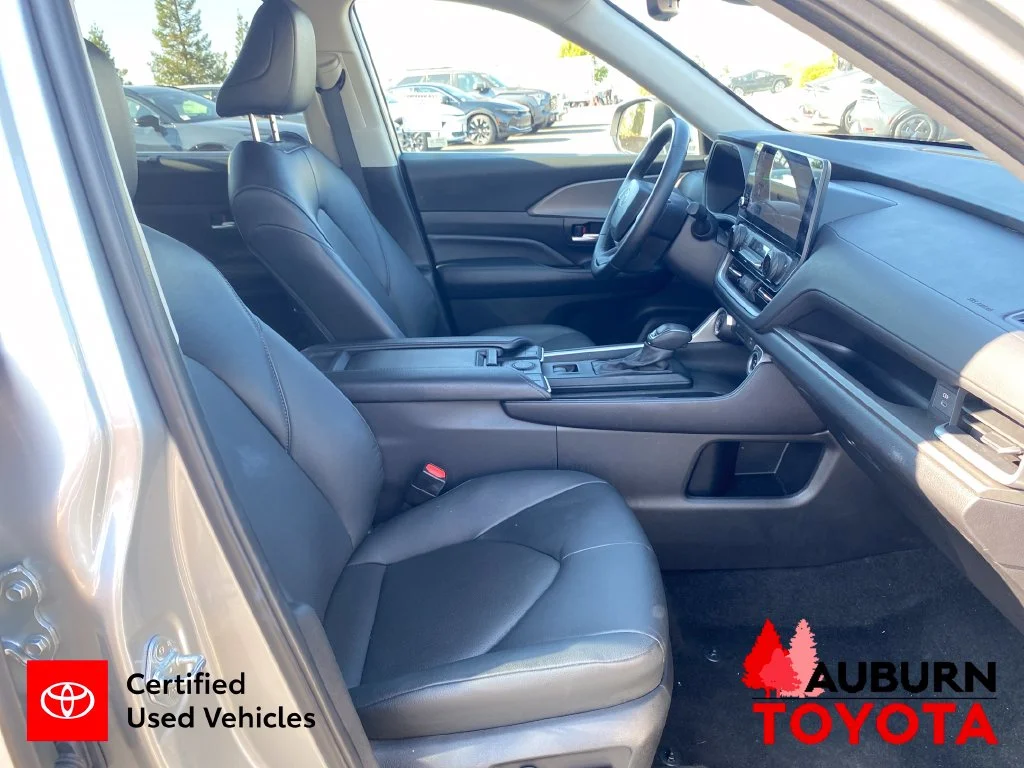 Certified Used 2025 Celestial Silver Metallic Toyota XLE image 22