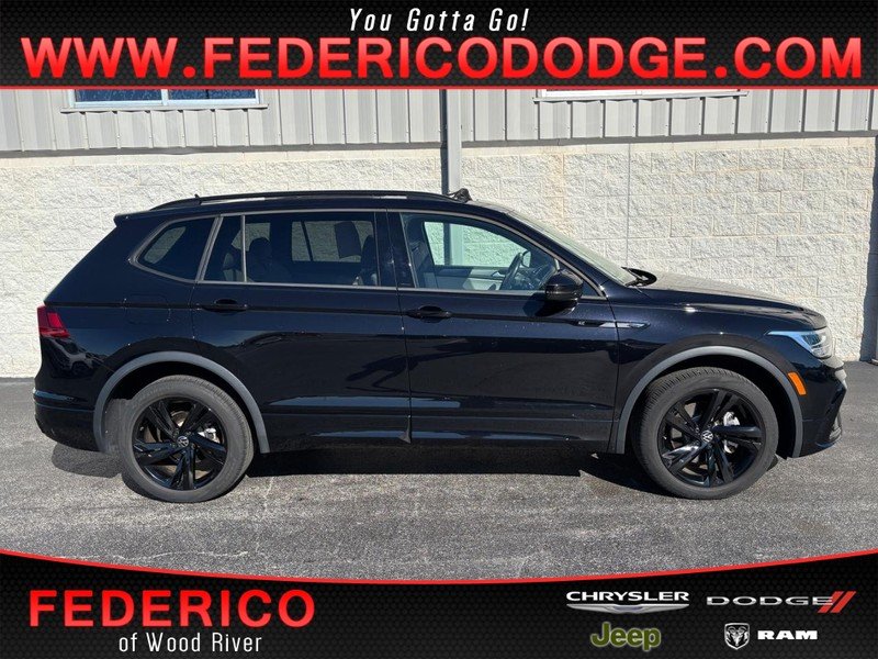 Used 2023 Deep Black Pearl Volkswagen 2.0T SE R-Line Black 4MOTION image 1