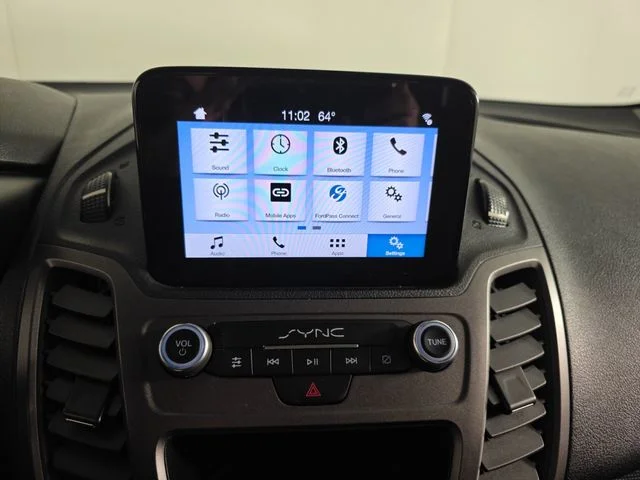 Used 2020 Frozen White Ford XL image 18