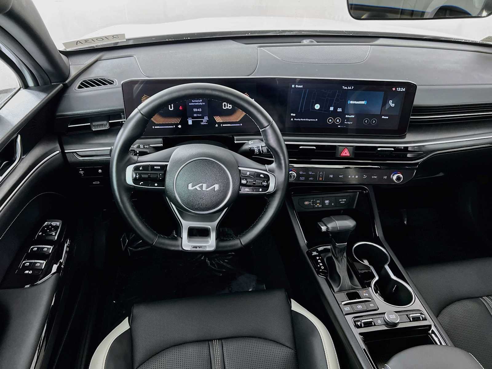 Used 2026 Snow White Pearl Kia GT-Line image 24