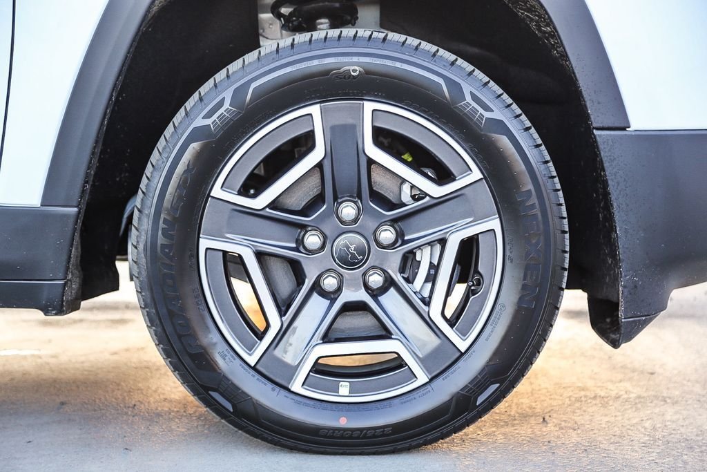 New 2026 Bright White Clearcoat Jeep Laredo image 11