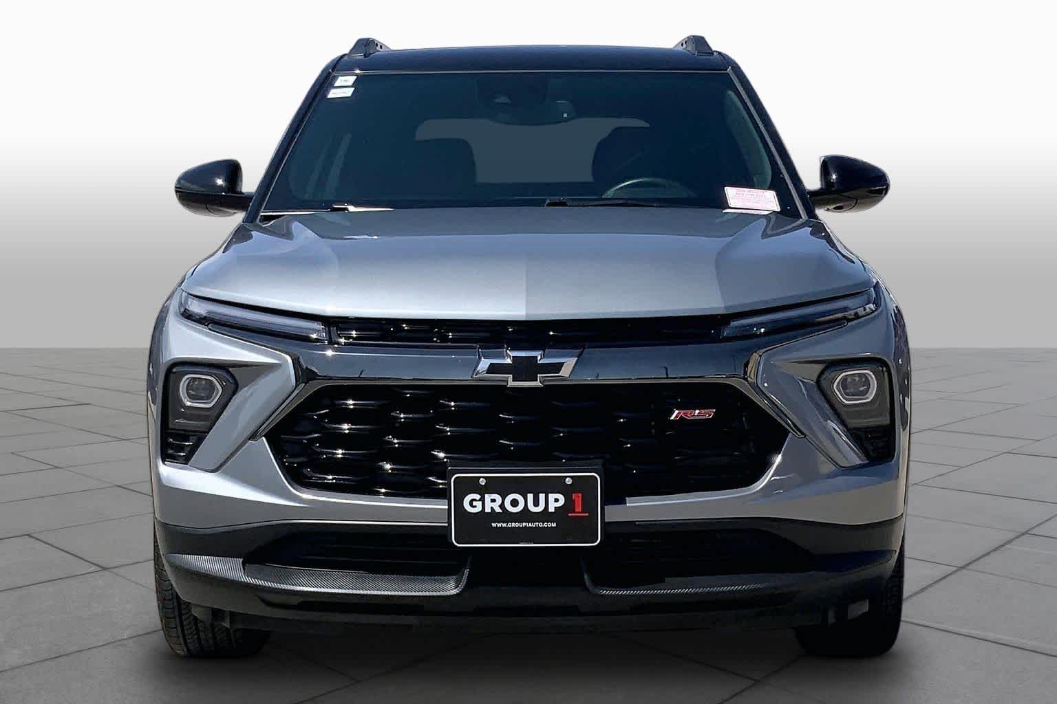 Used 2025 Sterling Gray Metallic Chevrolet RS image 4