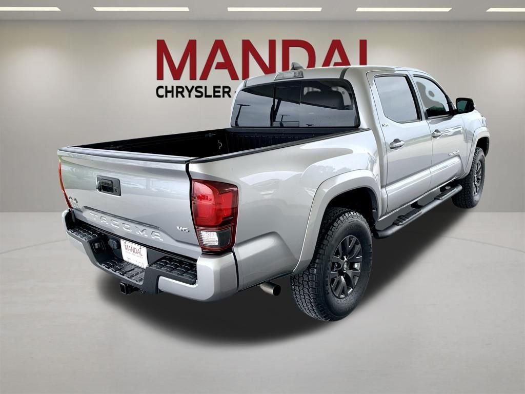 Used 2021 Silver Toyota SR5 image 6
