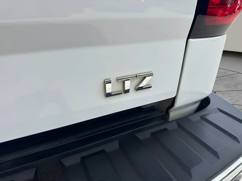 Used 2015 White Chevrolet LTZ image 29