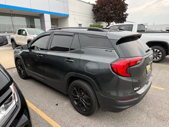 Used 2020 Gray GMC SLE image 4