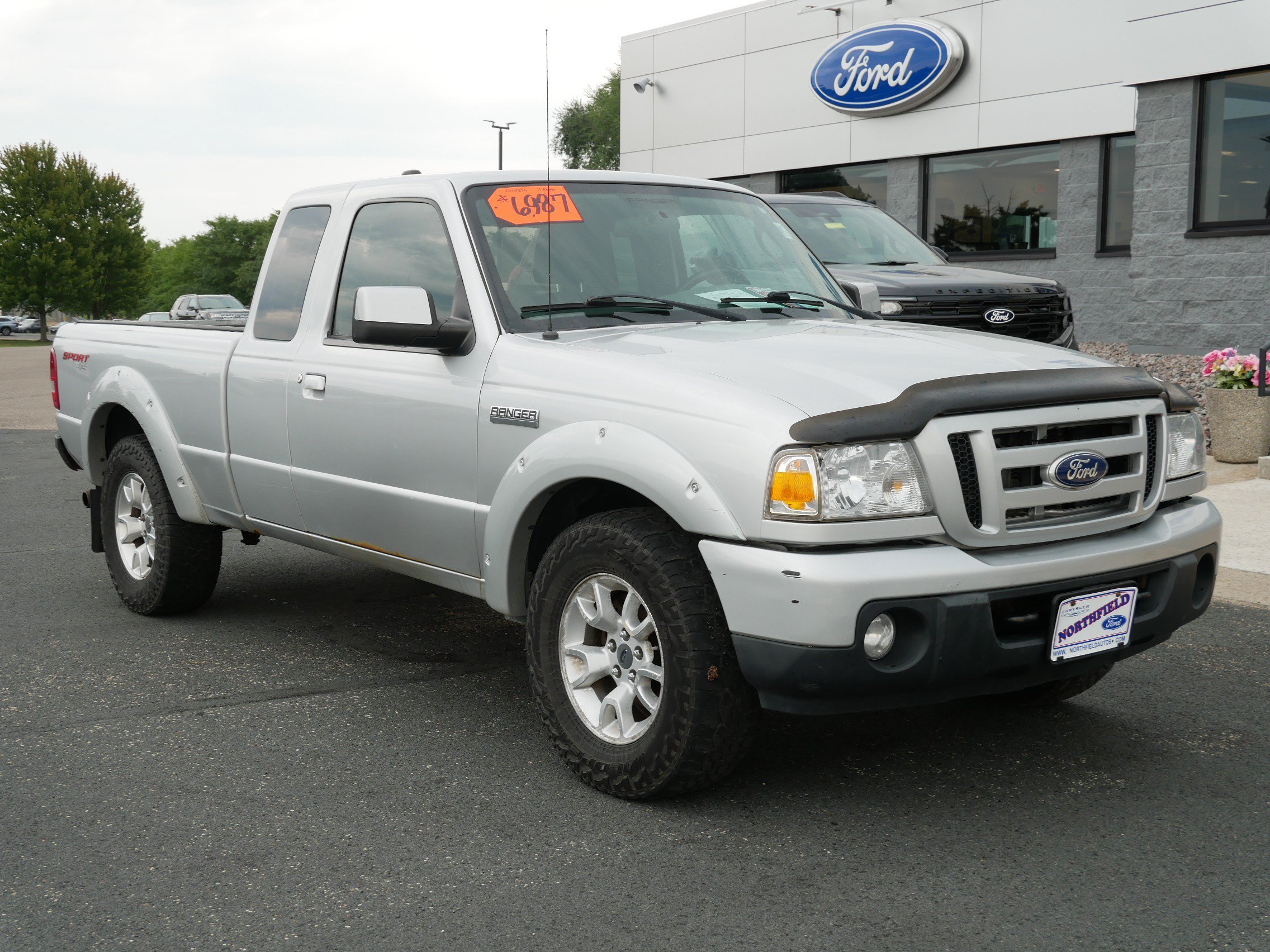 Used 2011 Ford Ranger XLT with VIN 1FTLR4FE7BPA38817 for sale in Northfield, Minnesota
