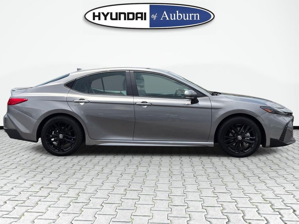 Used 2025  Toyota SE image 4