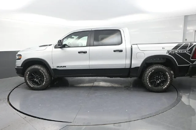 New 2026 Silver Zynith Exterior Paint RAM Rebel image 5