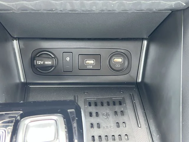 Used 2023 White Hyundai Limited image 24