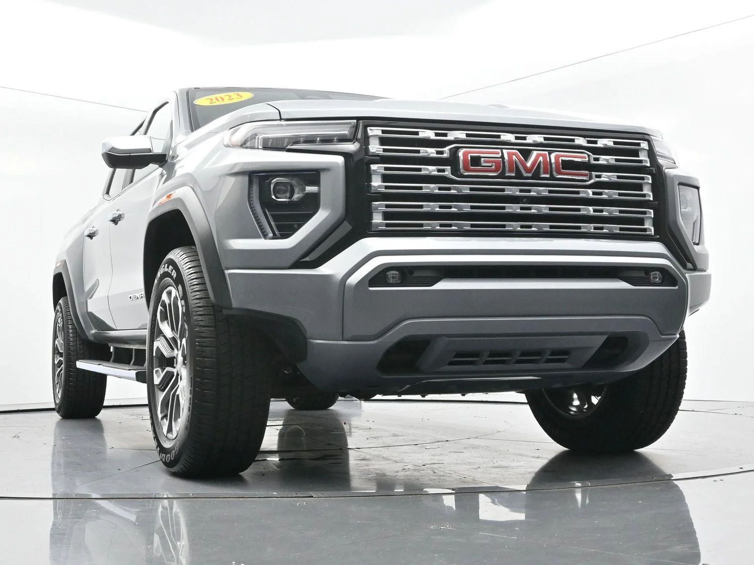 Used 2023 Sterling Metallic GMC Denali image 46