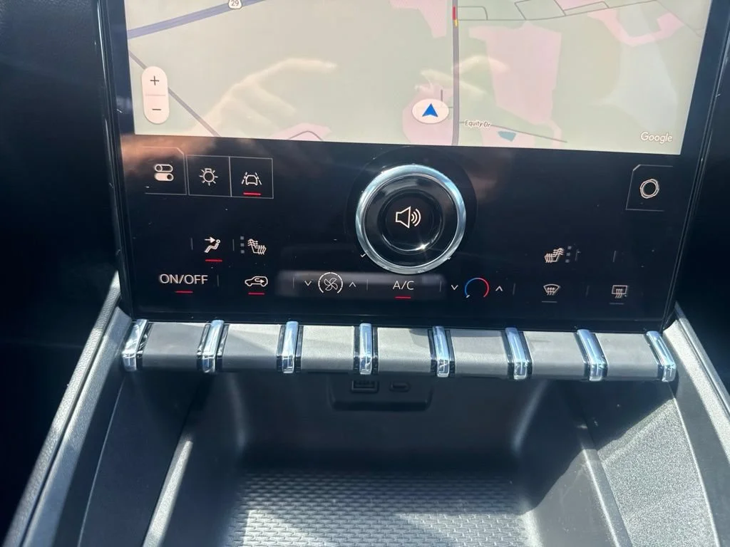 New 2027 Sterling Metallic GMC Elevation image 21