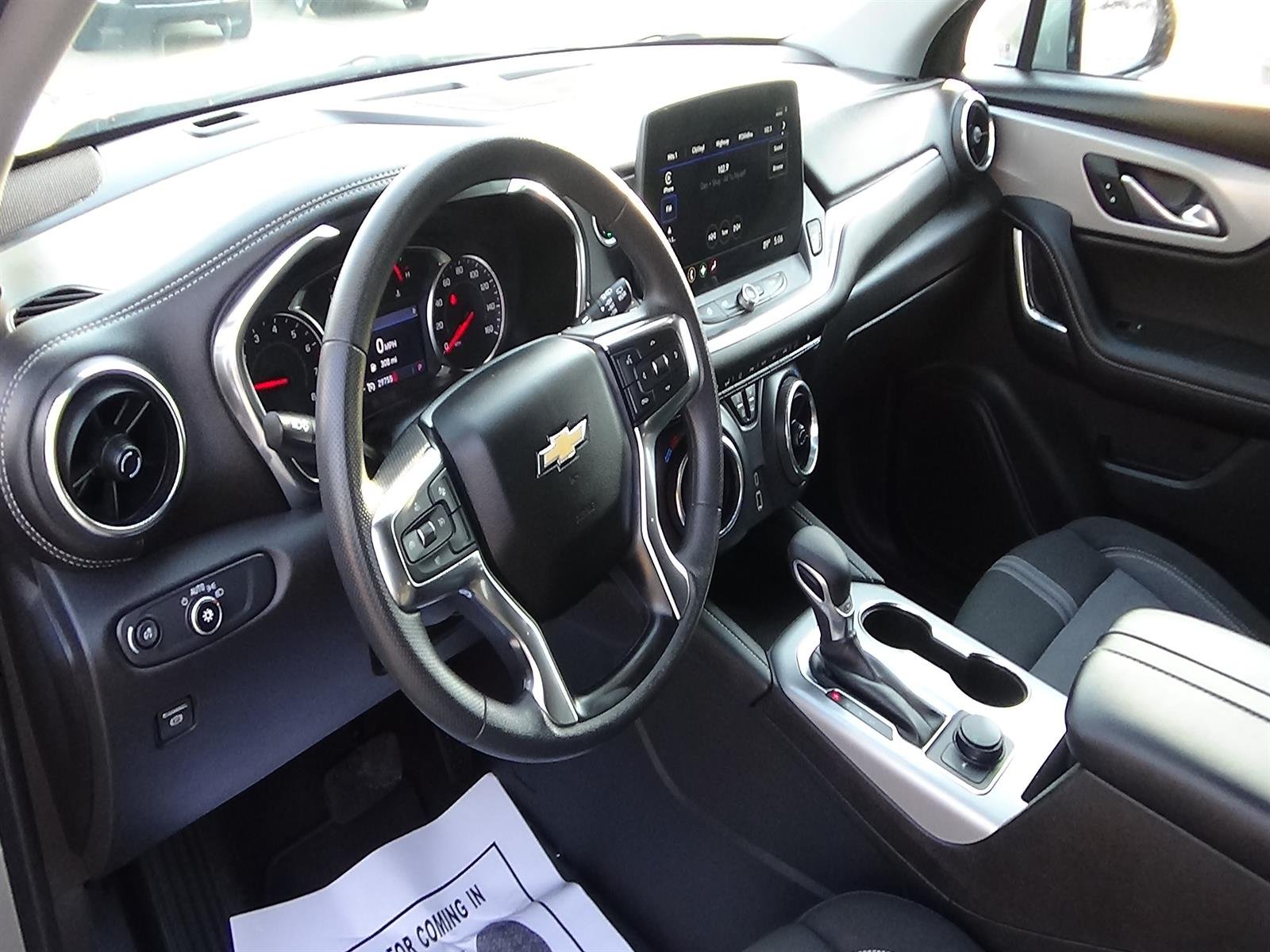 Used 2025 Sterling Gray Metallic (gxd) Chevrolet LT image 16