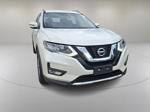 Used 2017 White Nissan SV image 2