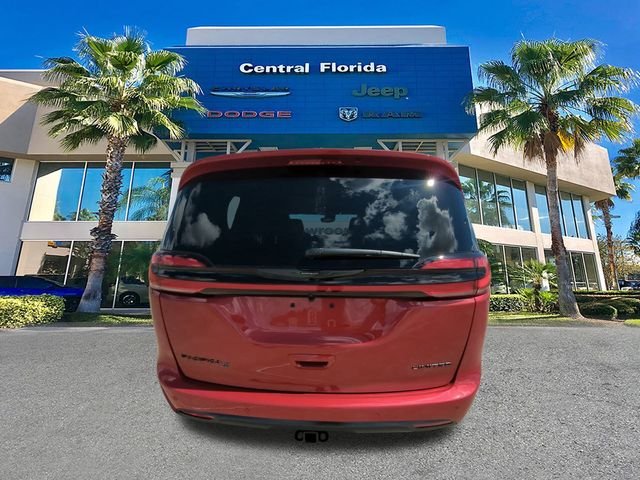 2026 Chrysler Pacifica Limited - Photo 6