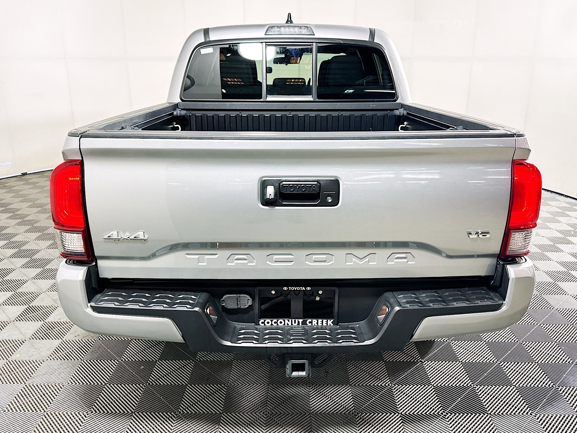 Certified Used 2021 Silver Sky Metallic Toyota SR image 4