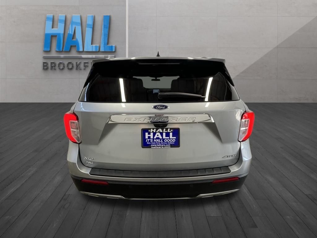 2023 Ford Explorer XLT photo 4