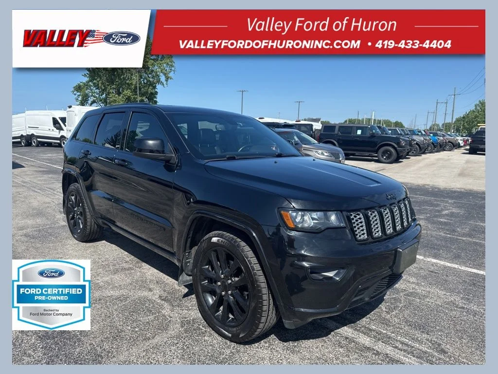 2019 Jeep Grand Cherokee Altitude 4WD's photo