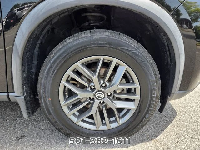 Used 2021 Black Nissan S image 21