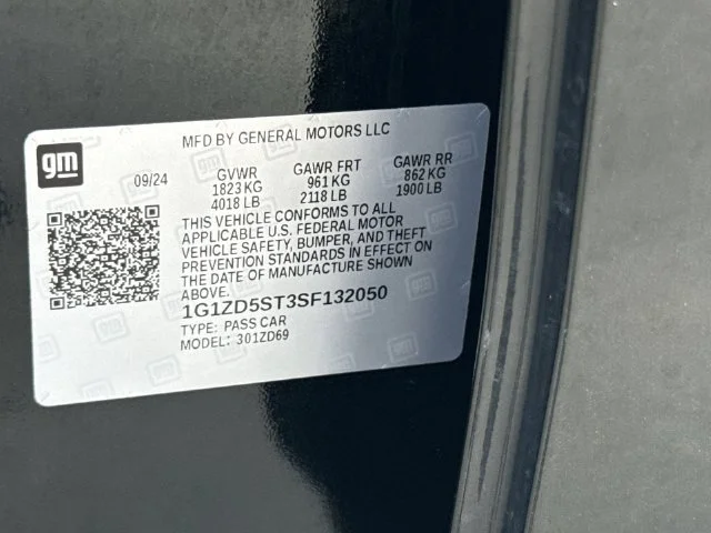 Certified Used 2025 Mosaic Black Metallic Chevrolet 1LT image 35