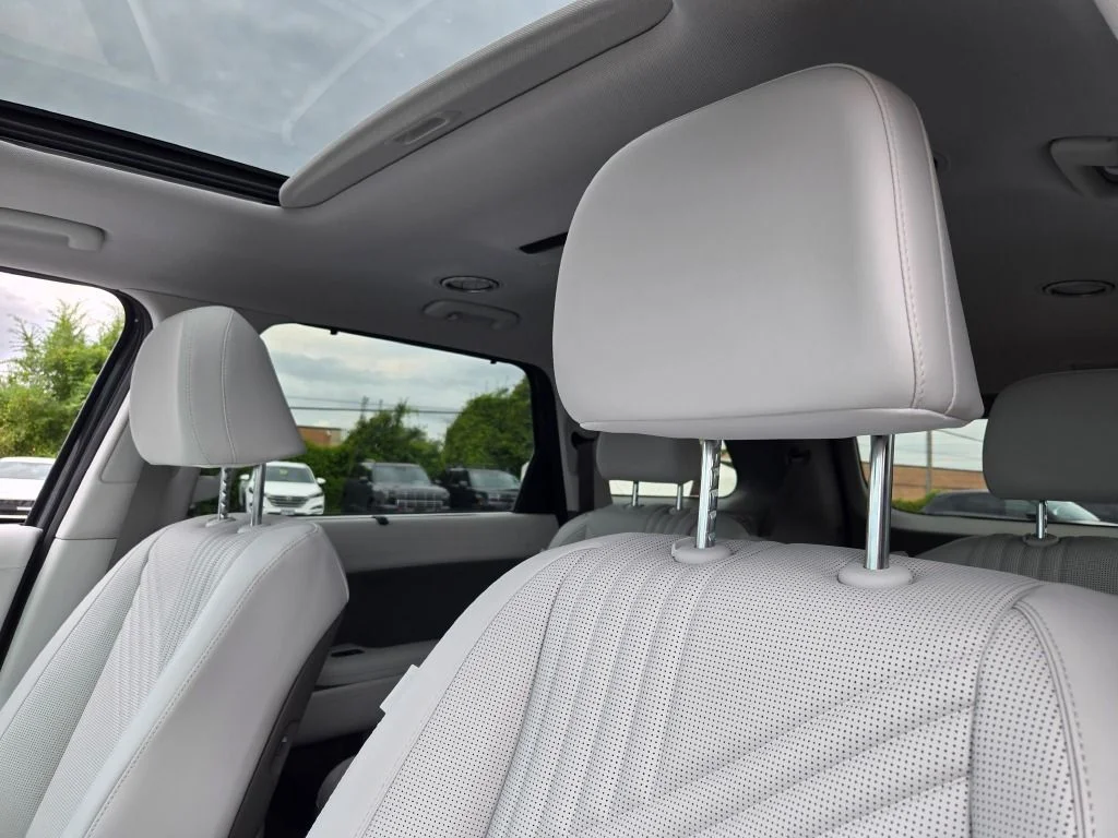 New 2026 Gray Pearl Hyundai SEL Premium image 27