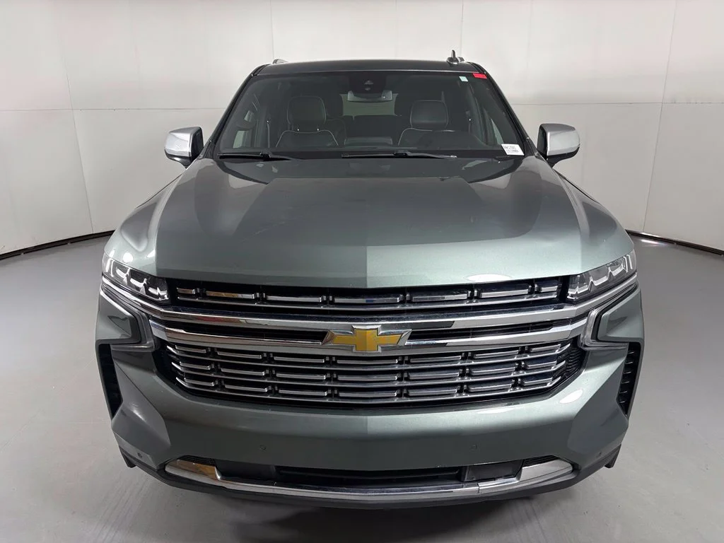 Used 2023 Green Chevrolet Premier image 3