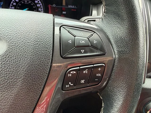 Used 2019 White Ford Lariat image 5