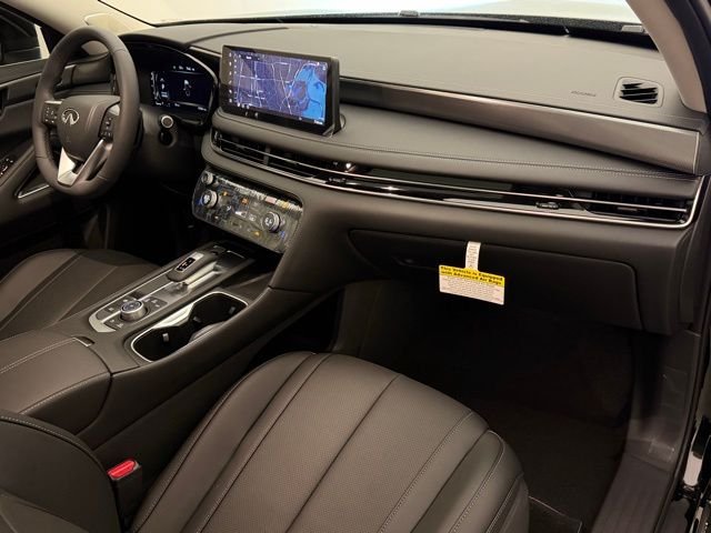 New 2026 MINERAL BLACK INFINITI Luxe FWD image 22