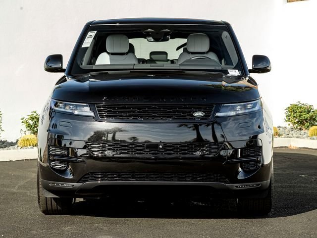 New 2026 Santorini Black LAND ROVER SE image 3