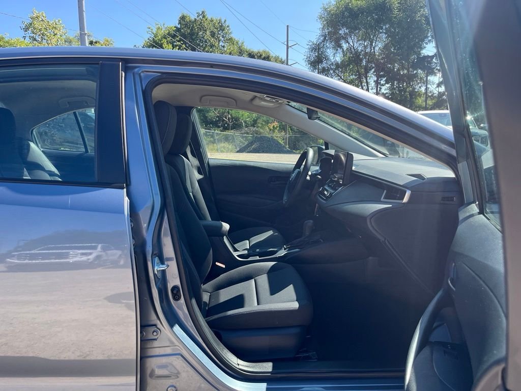 Used 2024 Celestite Toyota LE image 32