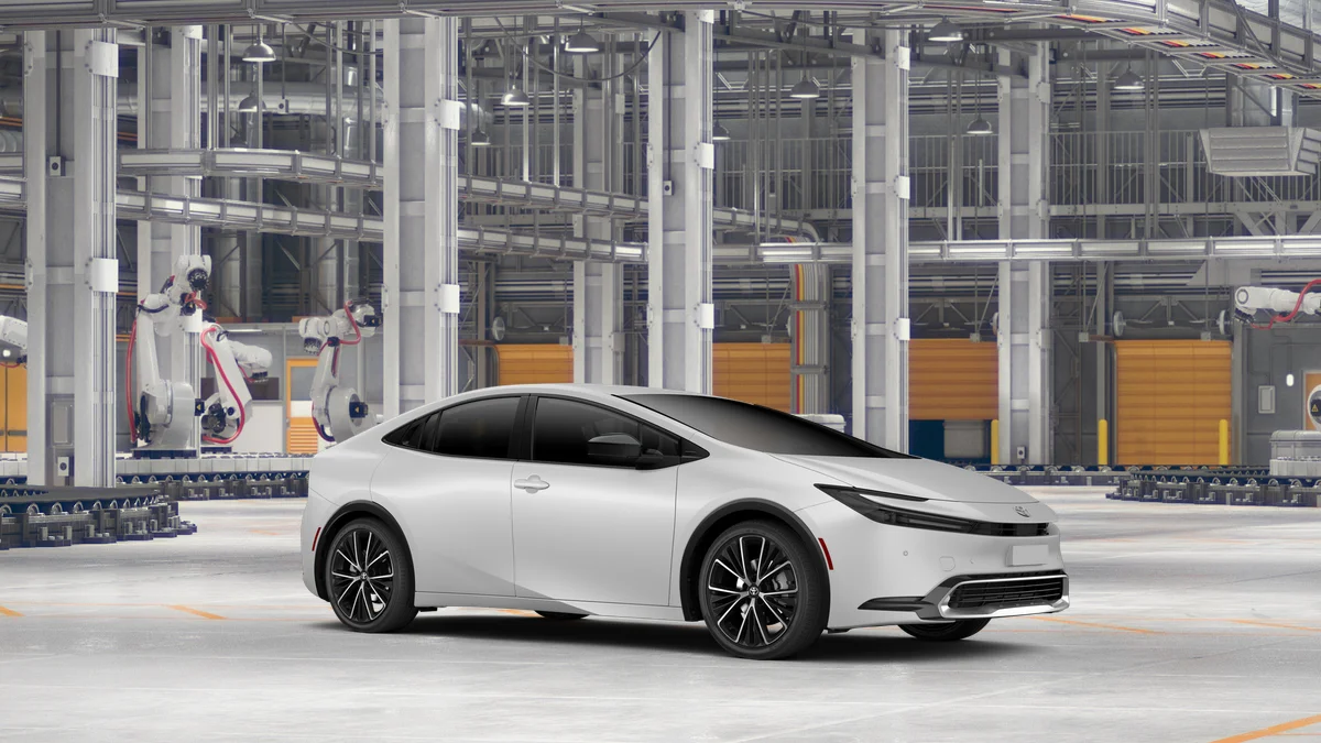 New 2027 Wind Chill Pearl Toyota XLE image 14