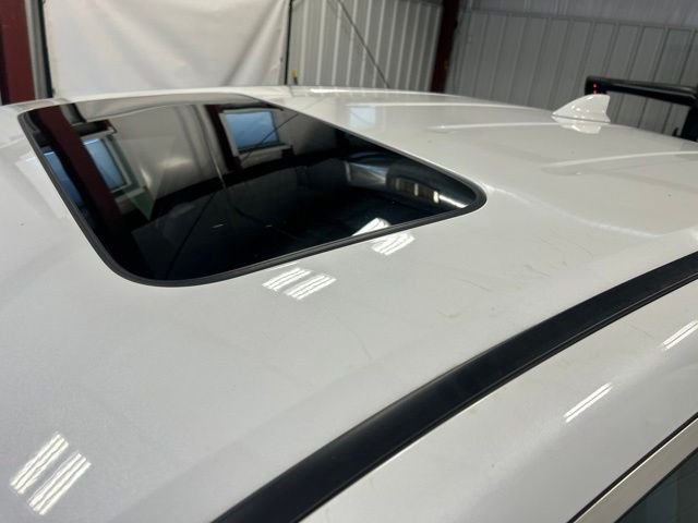 Certified Used 2025 Platinum White Pearl Honda RTL image 15