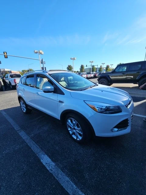 Used 2016 White Ford Titanium image 2
