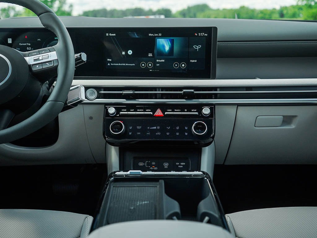2026 Hyundai Tucson Limited - Photo 17