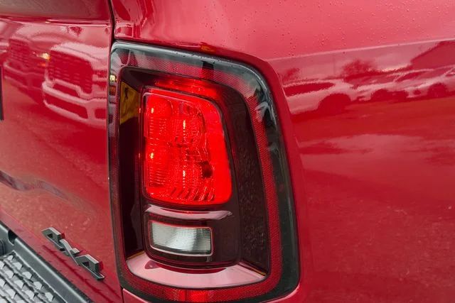 New 2026 Molten Red Pearl-Coat Exterior Paint RAM Big Horn image 9