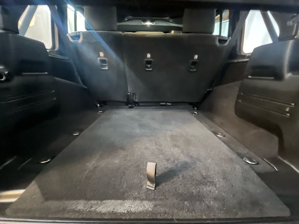 Used 2018 Gray Jeep Unlimited Sport image 29