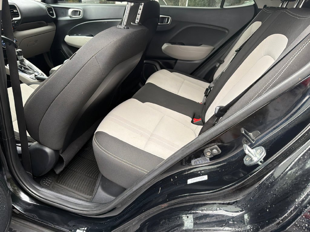 2022 Hyundai Venue SEL - Photo 20