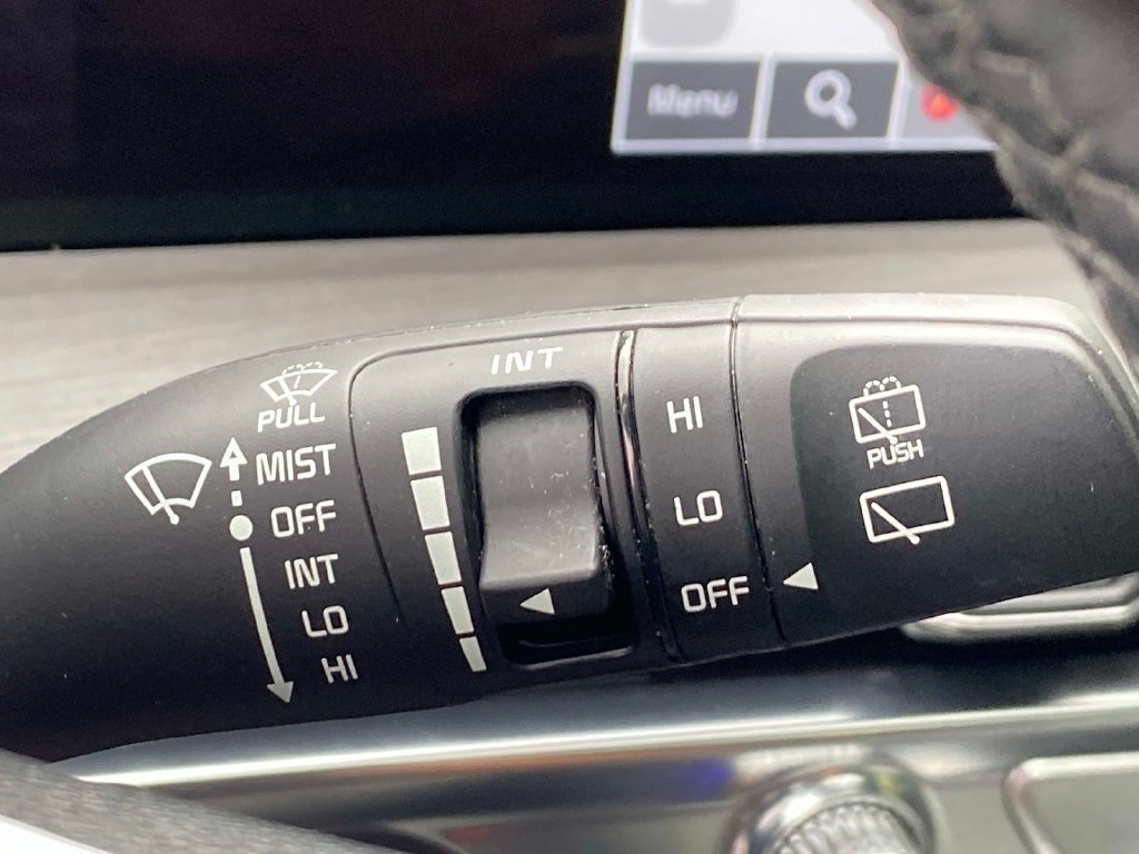 Used 2023 White Kia SX X-Line image 24