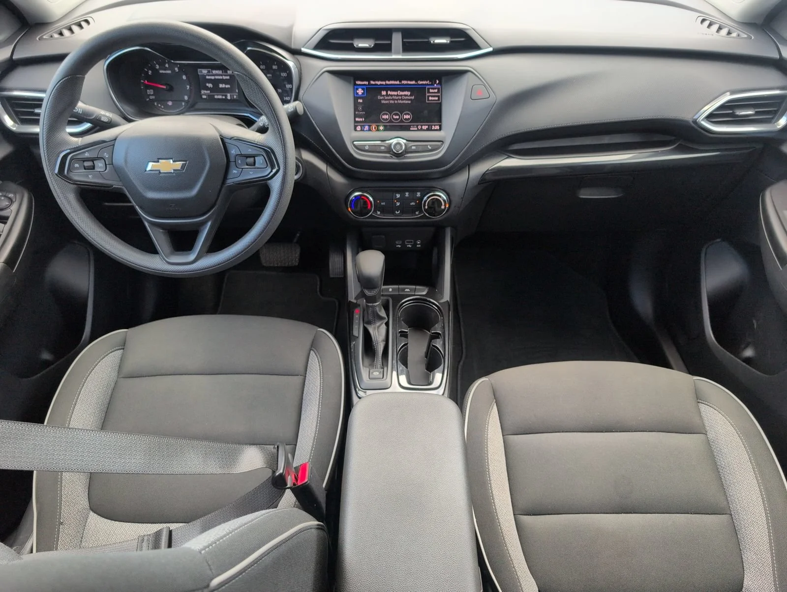 Used 2023 Summit White Chevrolet LT image 29