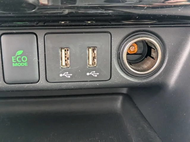 Used 2025  Mitsubishi Black Edition image 23