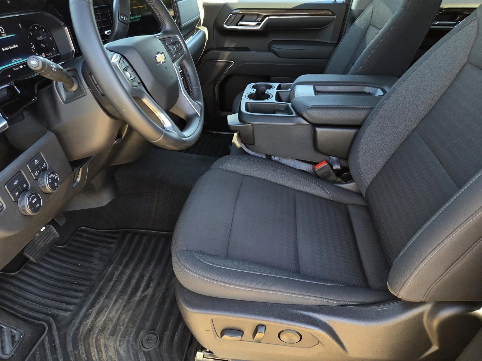 Used 2024 Sterling Gray Metallic Chevrolet LT image 26