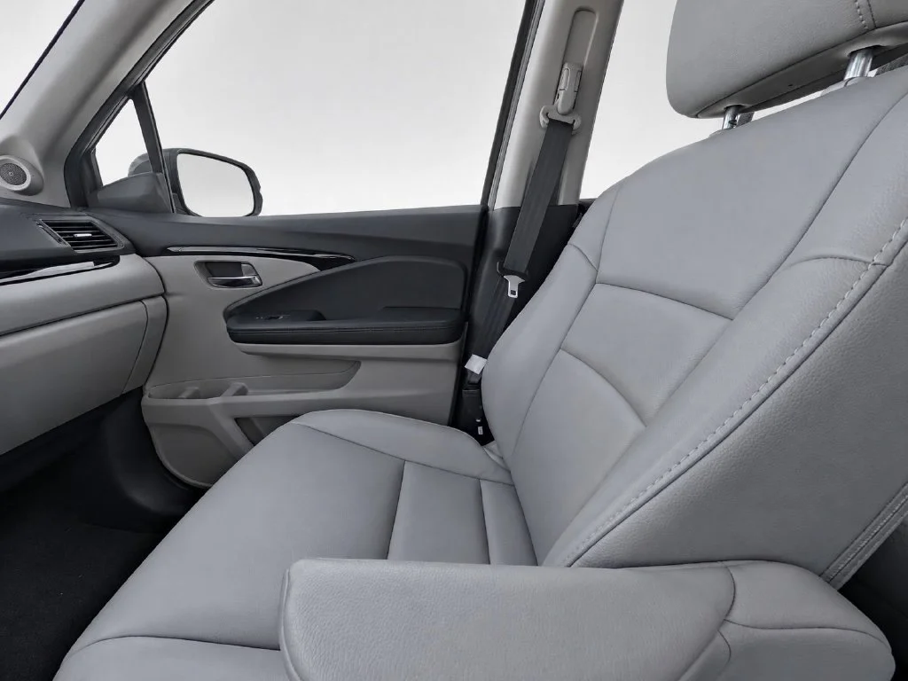 Certified Used 2021 White Honda Touring image 32