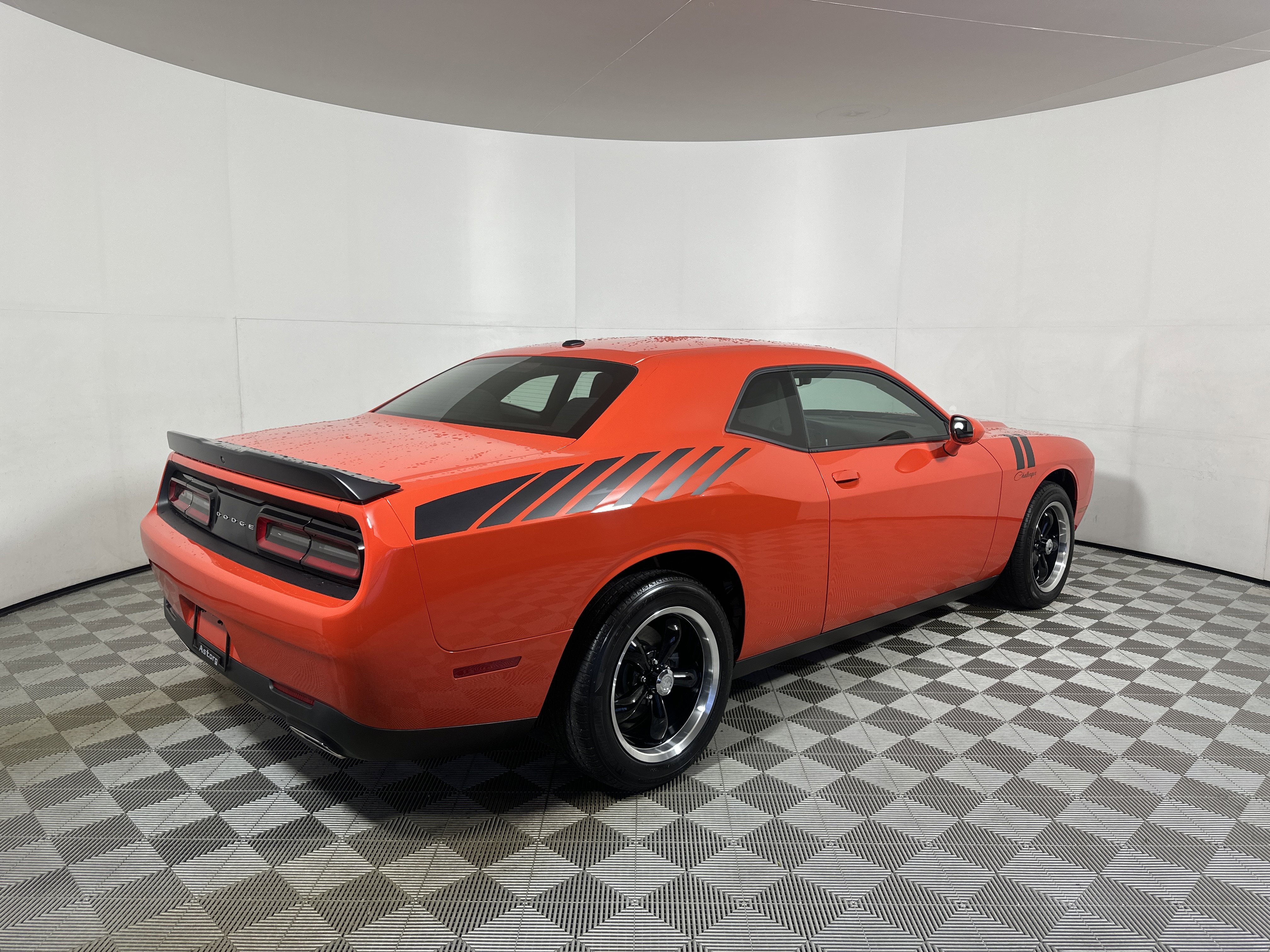 Certified Used 2023 Go Mango Dodge SXT image 7