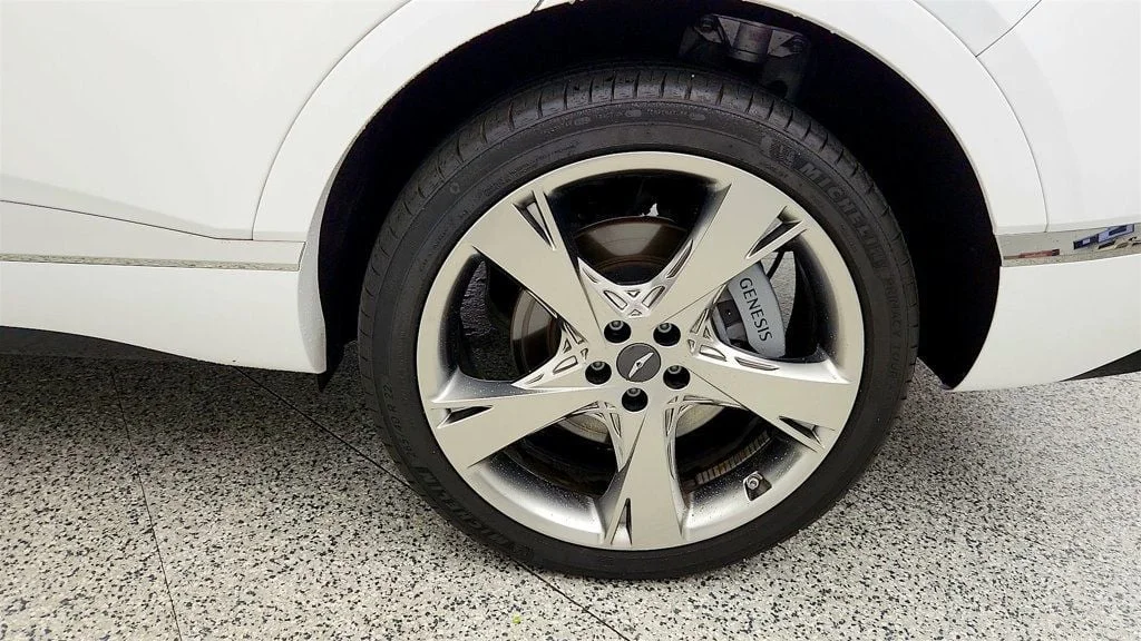 Used 2024 Uyuni White Genesis 2.5T AWD w/ Advanced & Prestige Packages image 9