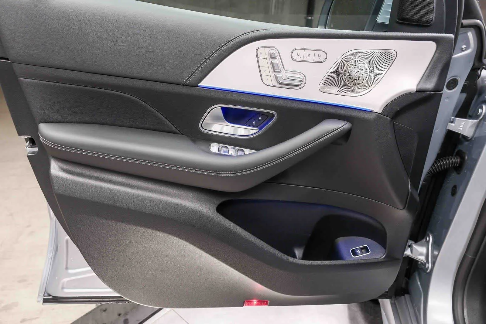 New 2026 Cirrus Silver Metallic Mercedes-Benz AMG® GLE 53 4MATIC+ Coupe image 49