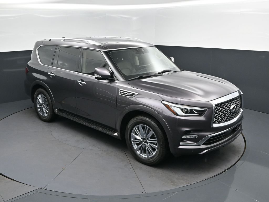 2023 INFINITI QX80 Luxe's photo