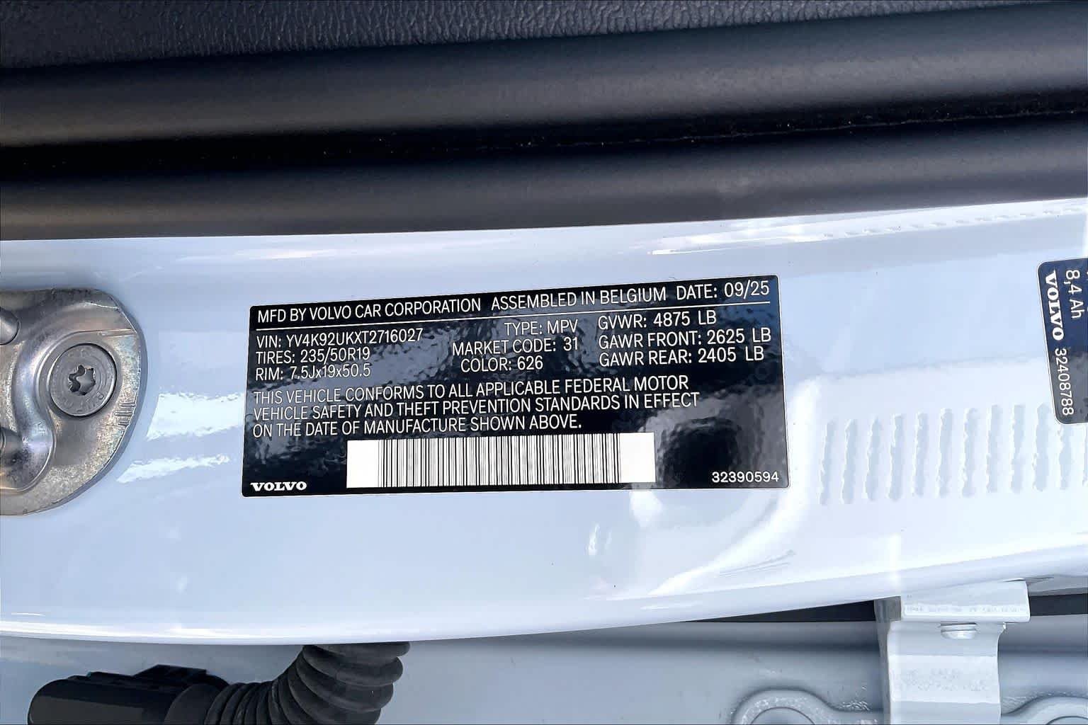 Used 2026 Cloud Blue Volvo Core image 36